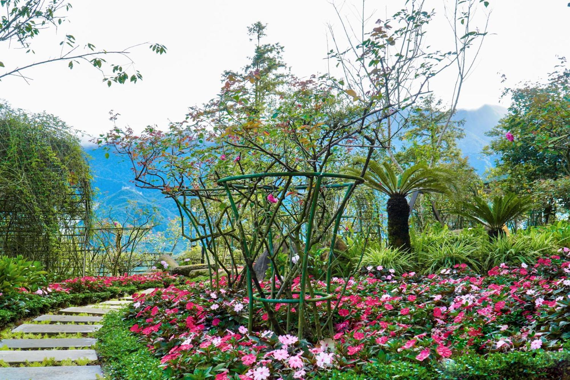 Sapa Highland Resort & Spa Esterno foto